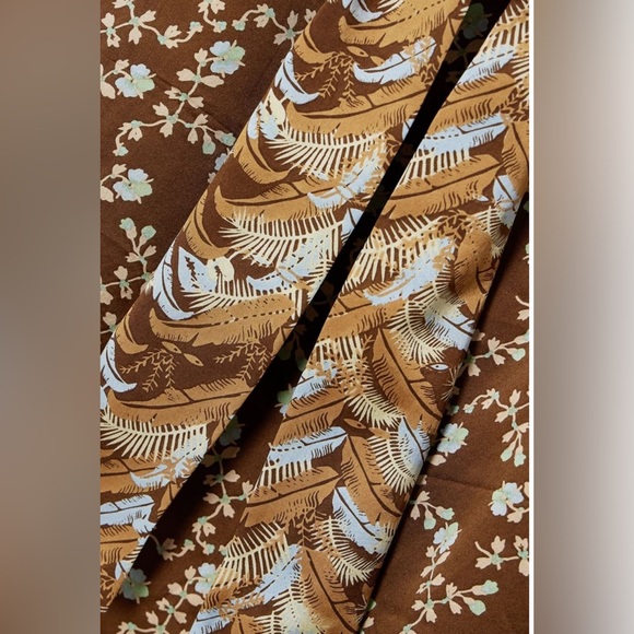 NWT - YVONNE S Silk Pussybow Blouse - Size M - Picture 4 of 5